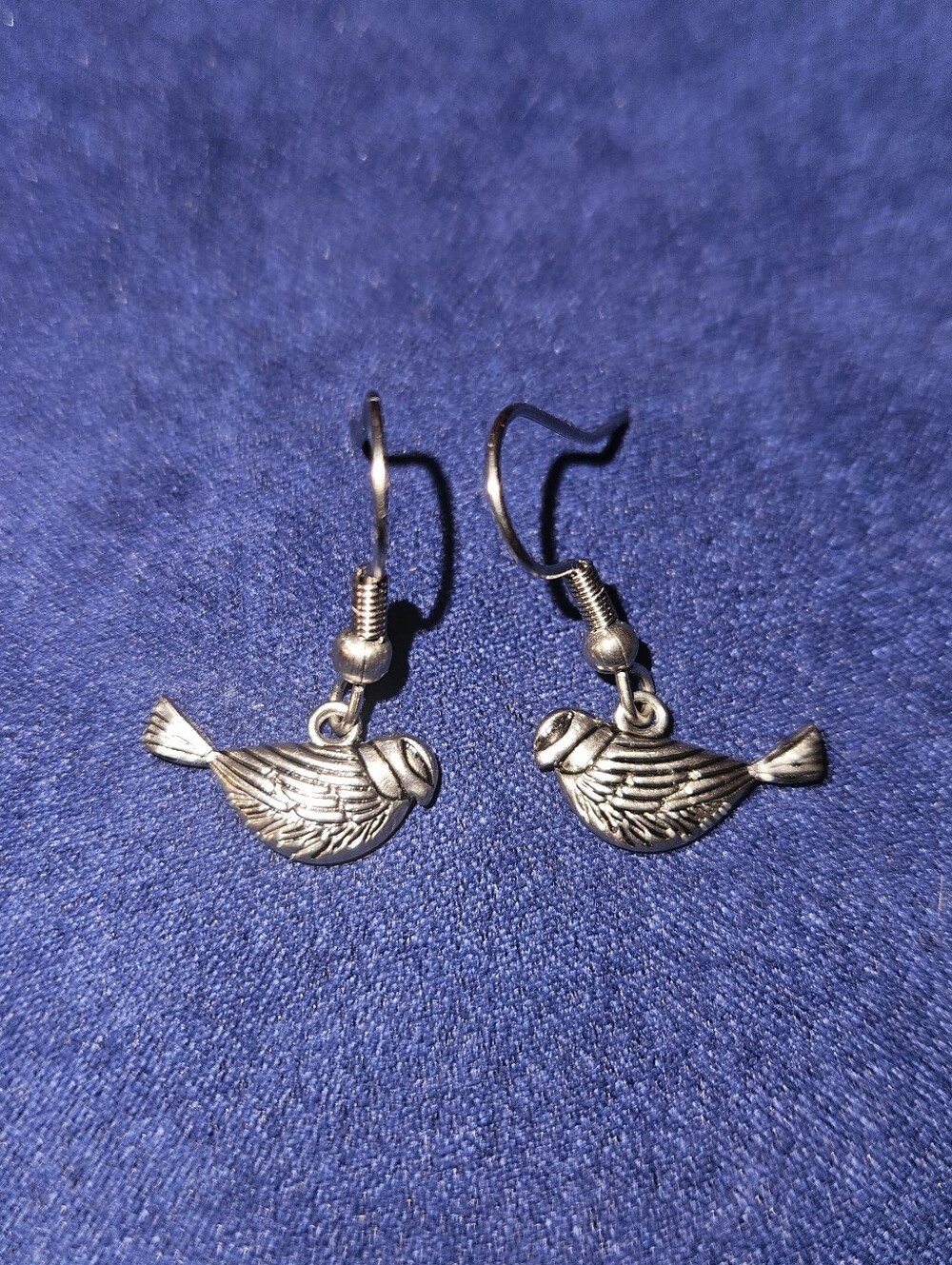 Bird Partridges Charm Dangle Earrings Silvertone